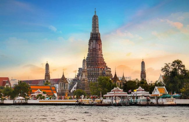 Chùa Wat Arun Những ngôi chùa nổi tiếng ở Thái Lan