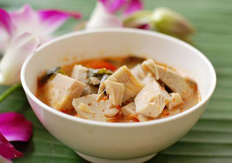 Món Kaeng Khanun này đem đến những hậu vị độc lạ chỉ Chiang Mai mới có